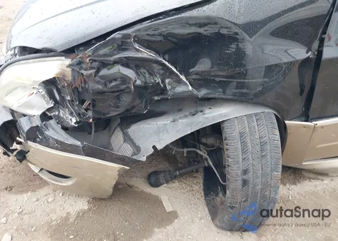 2005 Ford Freestar Limited из США, поврежденный, VIN 2FMZA58215BA54593